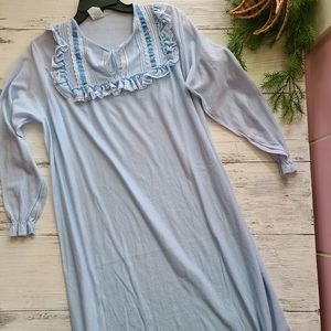 Vintage Crown Nitewear Medium Nylon/Acetate